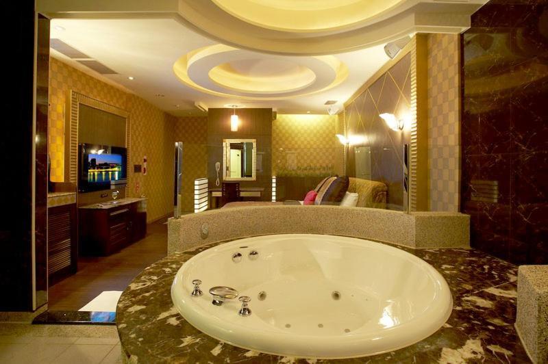 Pgs Motel Keelung Zewnętrze zdjęcie